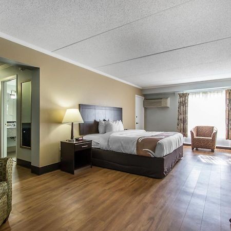 Quality Inn Downtown Historic District Мобил Экстерьер фото
