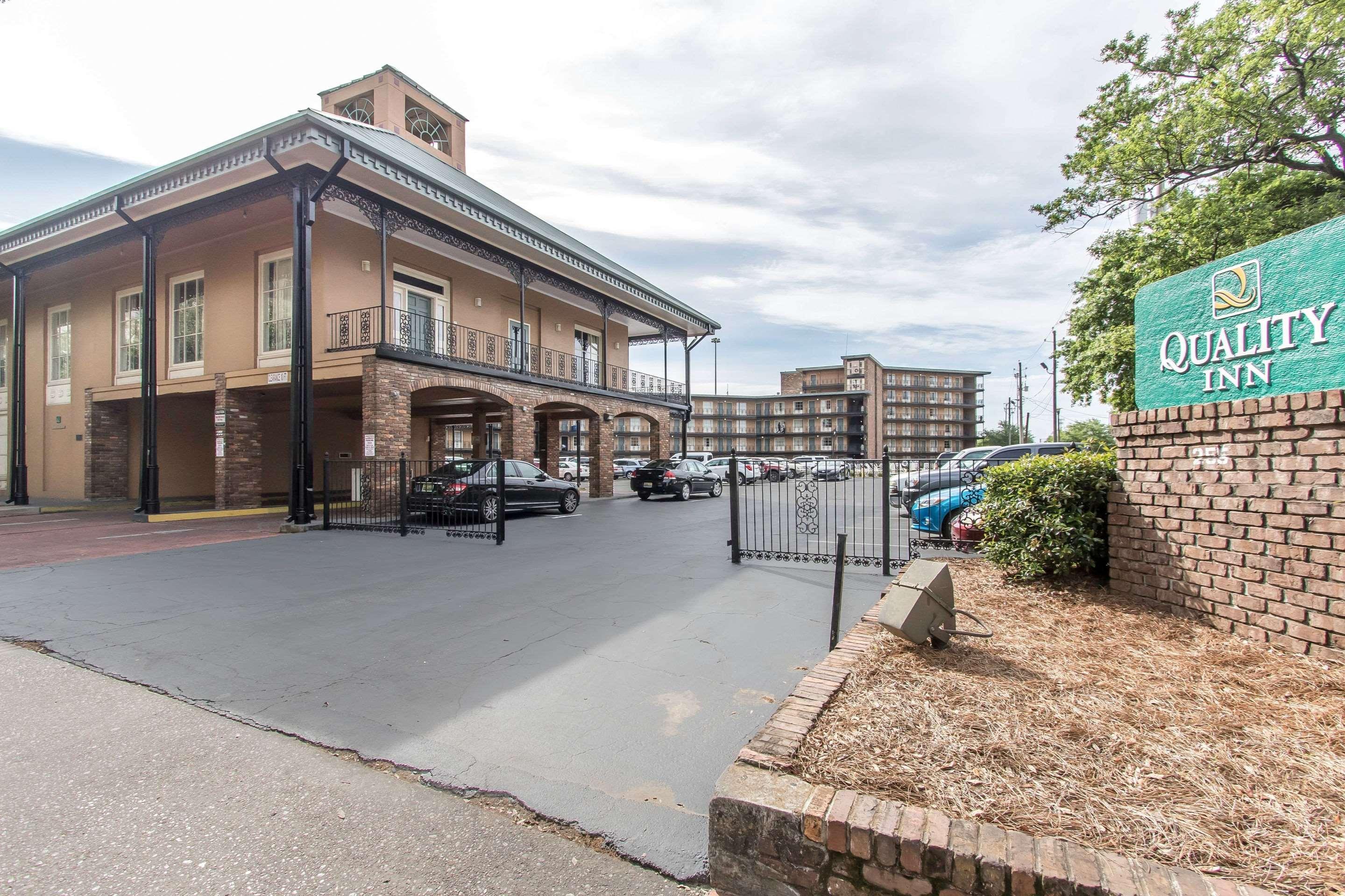 Quality Inn Downtown Historic District Мобил Экстерьер фото