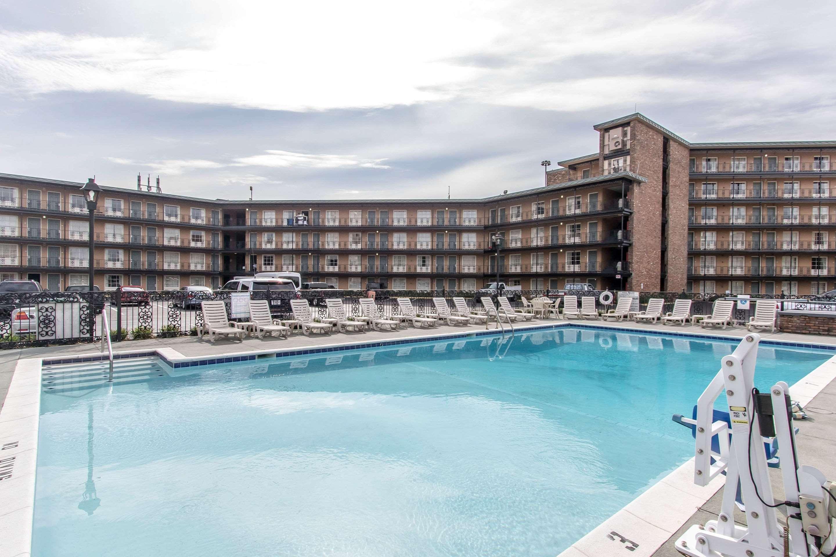 Quality Inn Downtown Historic District Мобил Экстерьер фото