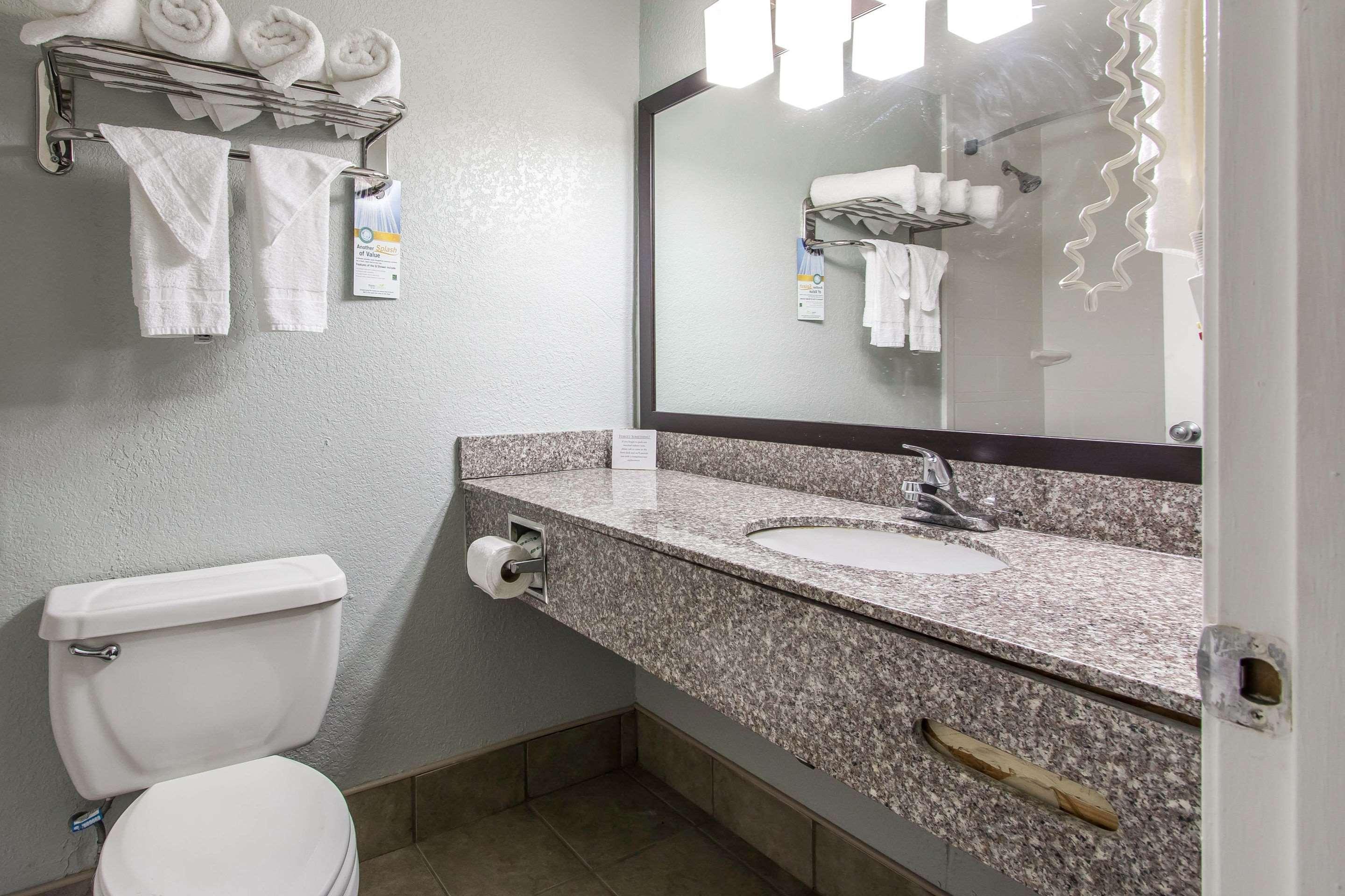 Quality Inn Downtown Historic District Мобил Экстерьер фото