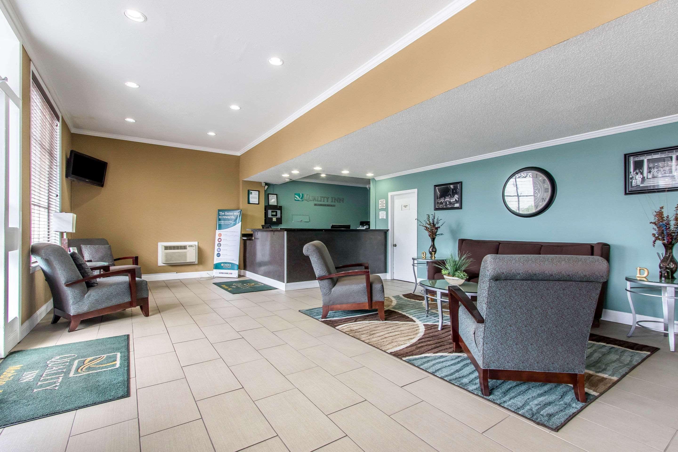 Quality Inn Downtown Historic District Мобил Экстерьер фото